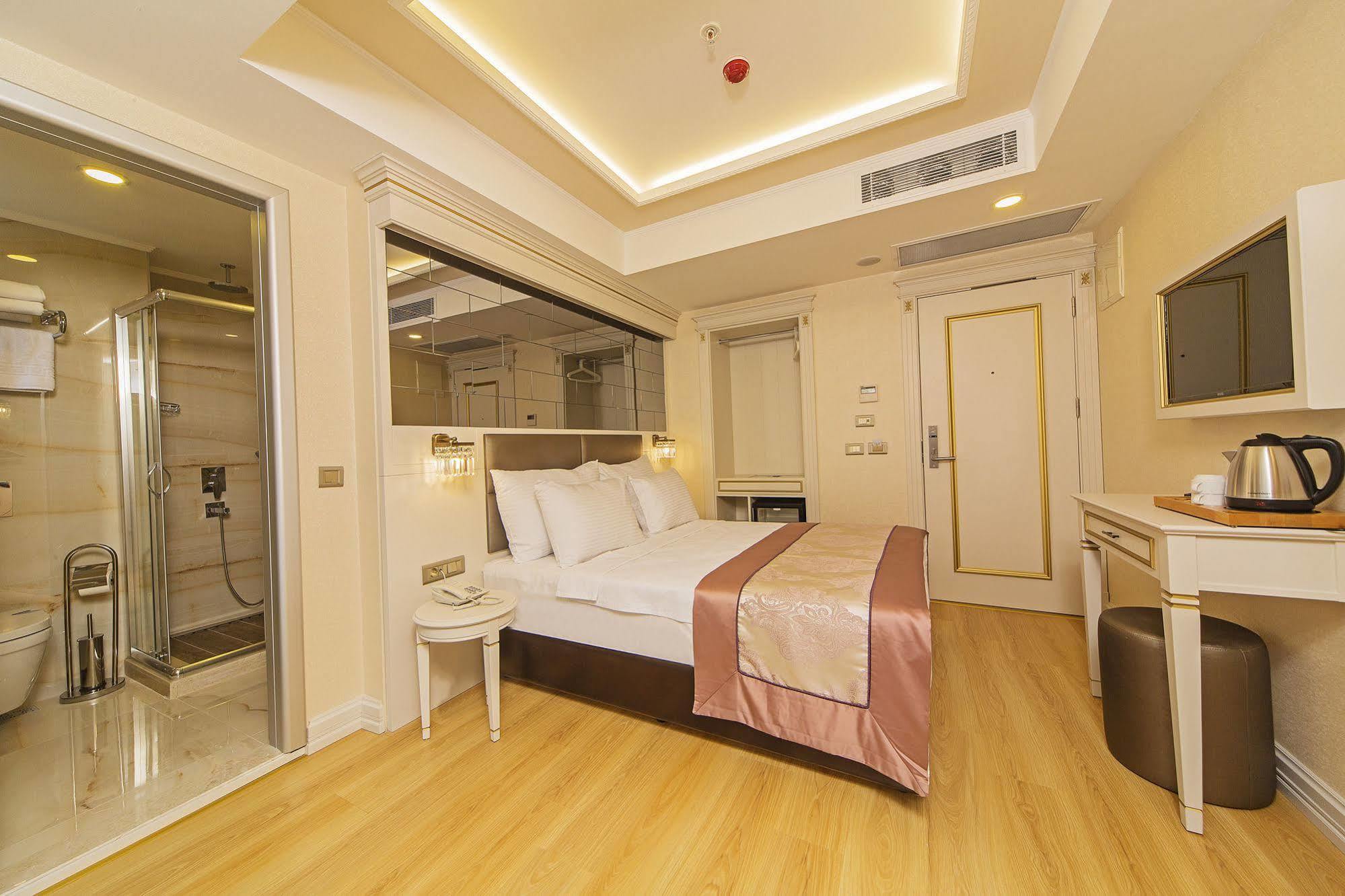 Grand Naki Hotel Стамбул Экстерьер фото
